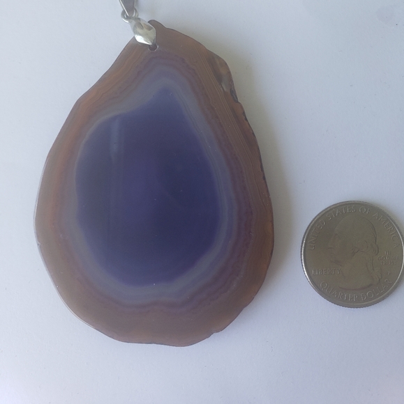Geode slice pendant - Picture 3 of 3